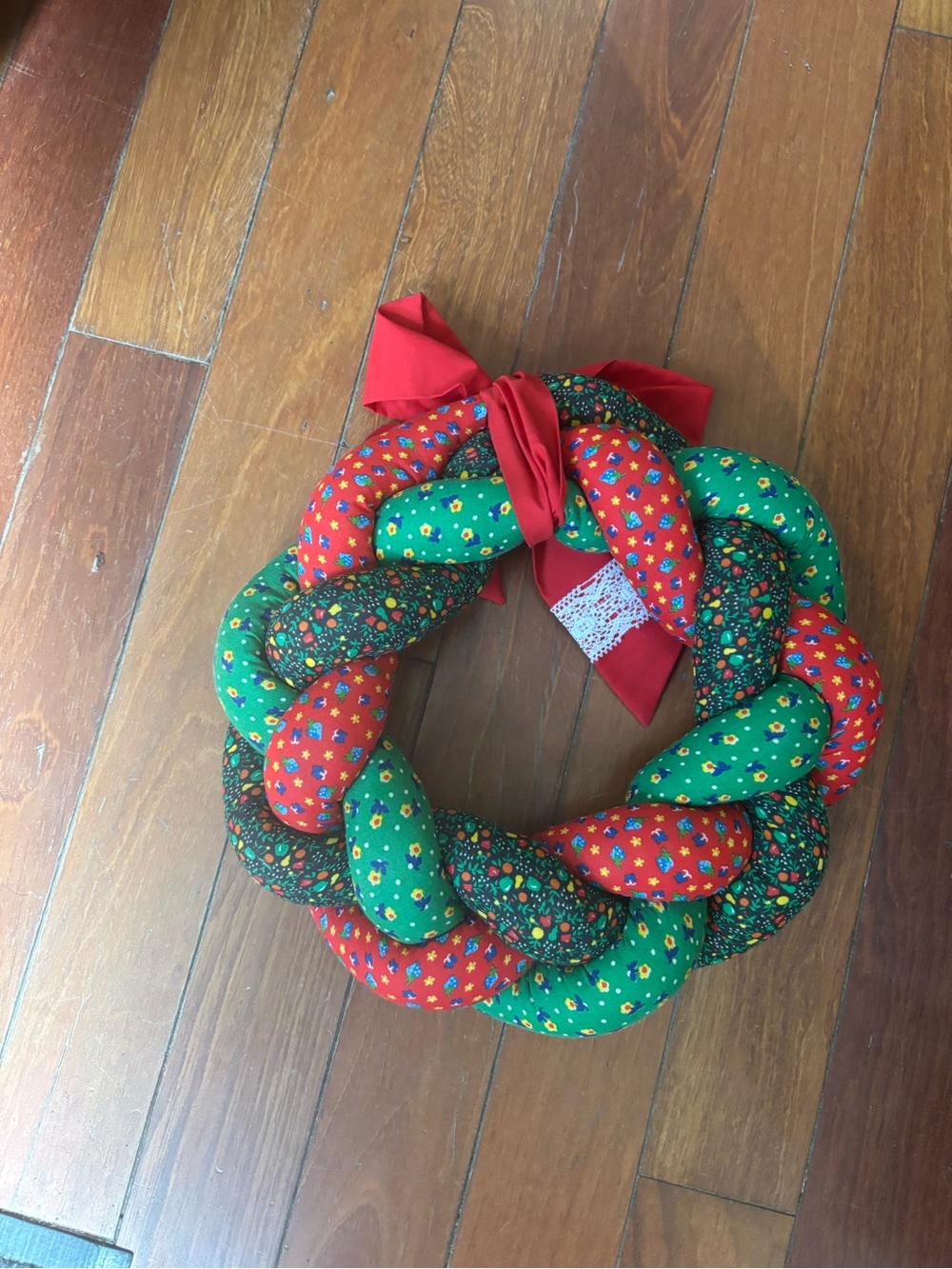 Handmade Vintage-Inspired Christmas Wreath Nostalgic Cozy Cottagecore Holiday - Picture 7 of 7